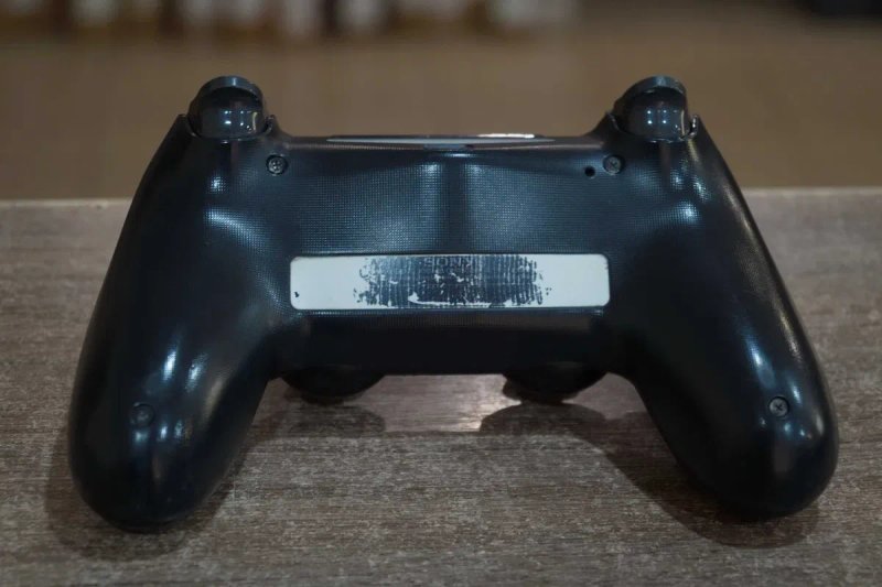 Ігрова консоль Sony PlayStation 4 PRO (1 000 ГБ) TVOYO — фото 4