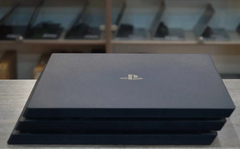 Ігрова консоль Sony PlayStation 4 PRO (1TB/Blu-Ray) TVOYO — фото 2