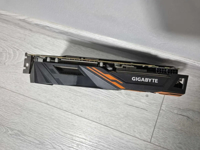 ігрова відеокарта Radeon RX VEGA 56 8GB 2048bit Gigabyte Gaming OC. Trade-in — фото 3