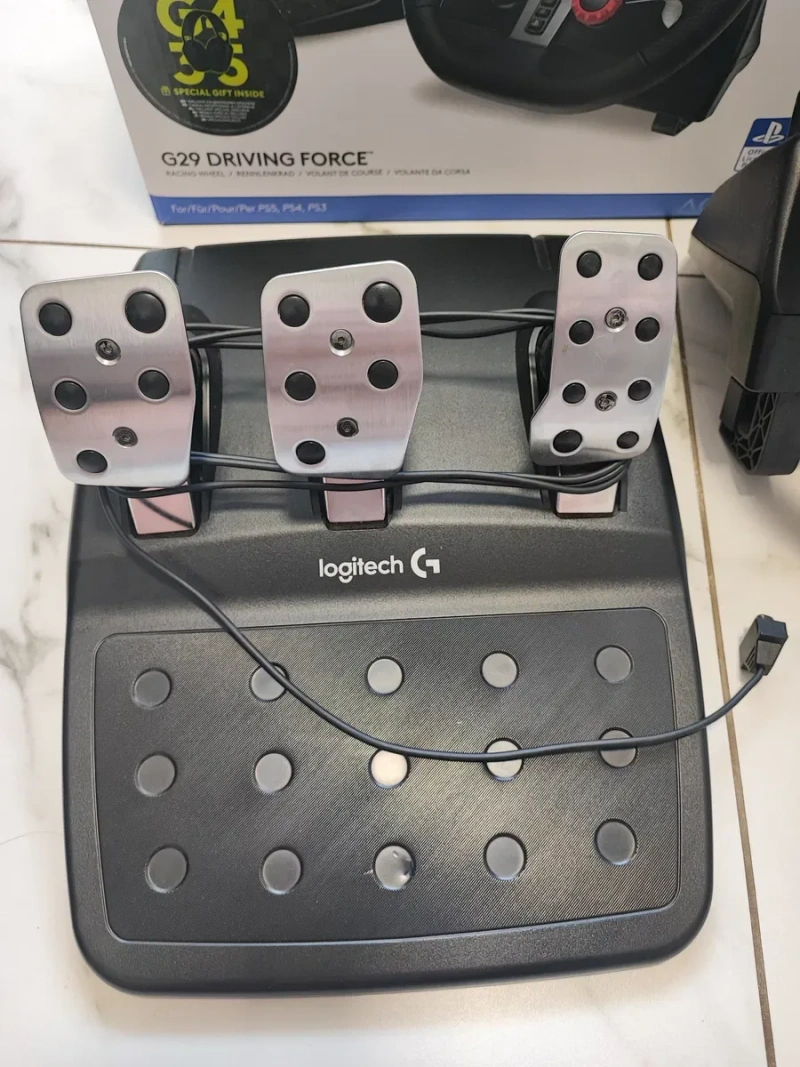 Ігрове Кермо Logitech G29 + диск Gran Turismo — фото 3