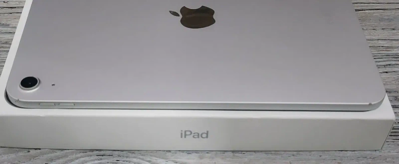 iPad 2025 Wi-Fi 128GB Silver Like NEW / 420 $ / магазин emojiestore — фото 2
