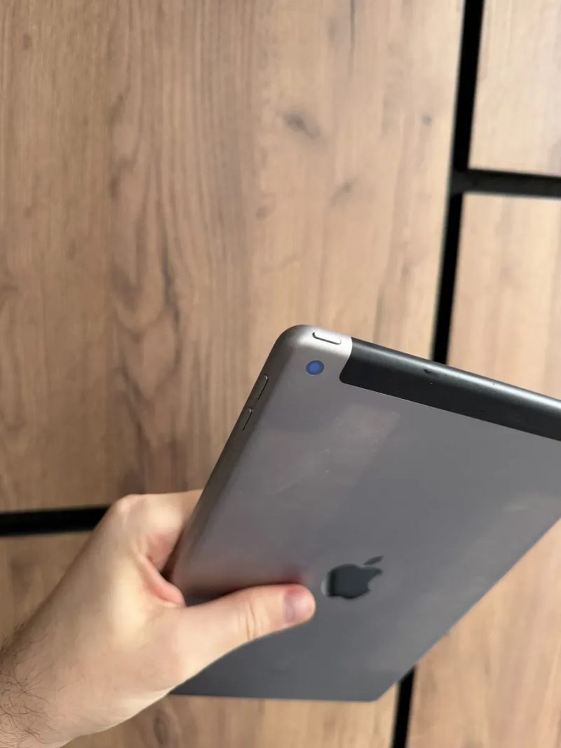 iPad 6 2018 32gb Wi-Fi + LTE — фото 6