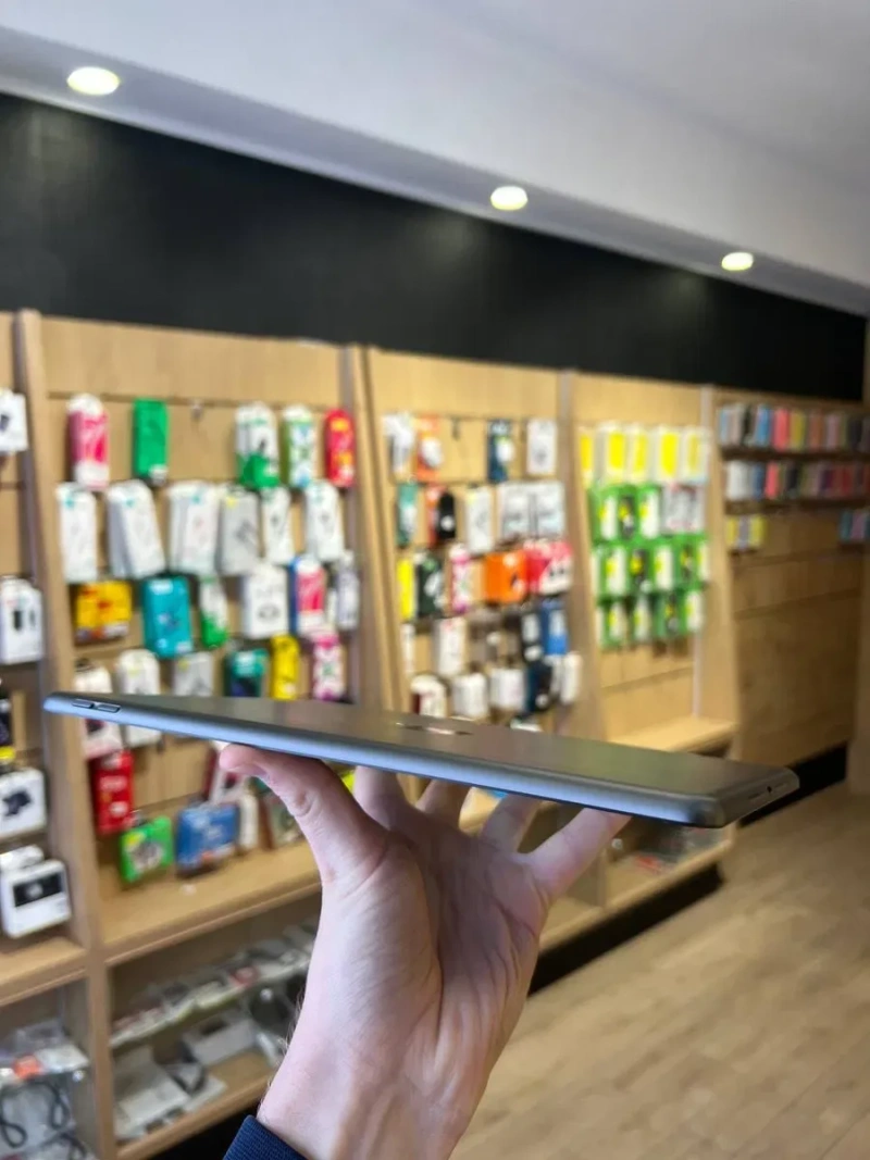 iPad 7 2019 128gb 10.2 з гарантією для ігор/малювання — фото 3