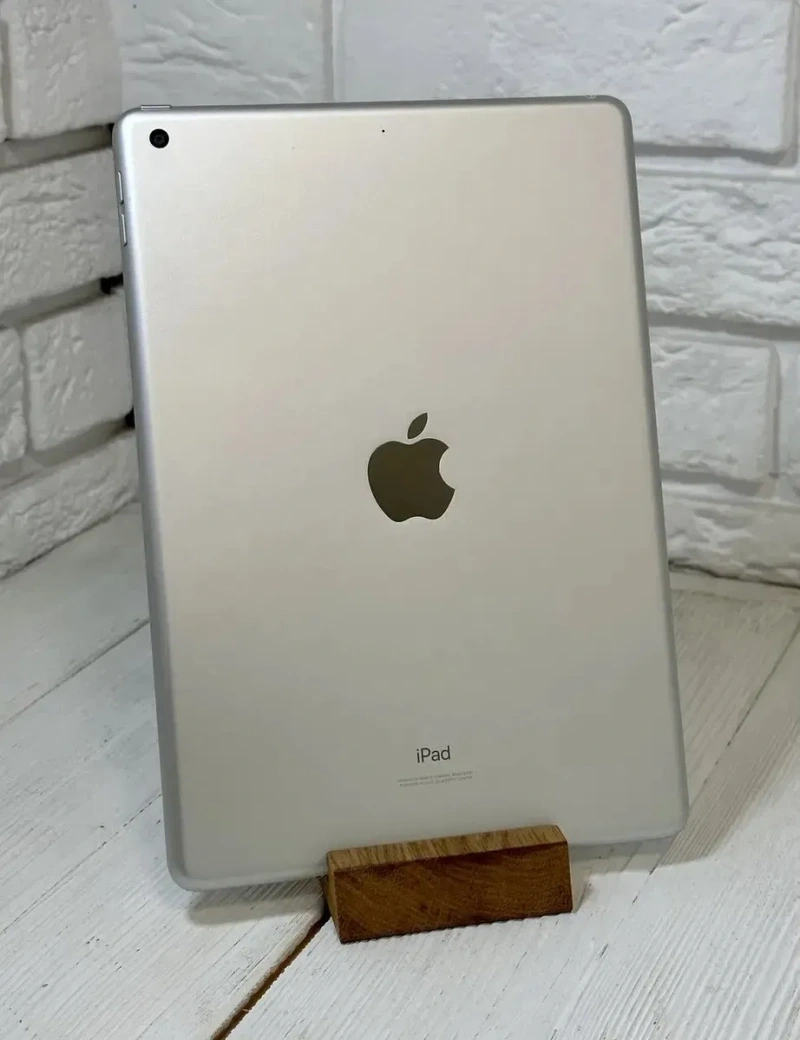 iPad 7th 128 gb 2019 10.2 Silver WIFI планшет з гарантією Без обмежень — фото 2