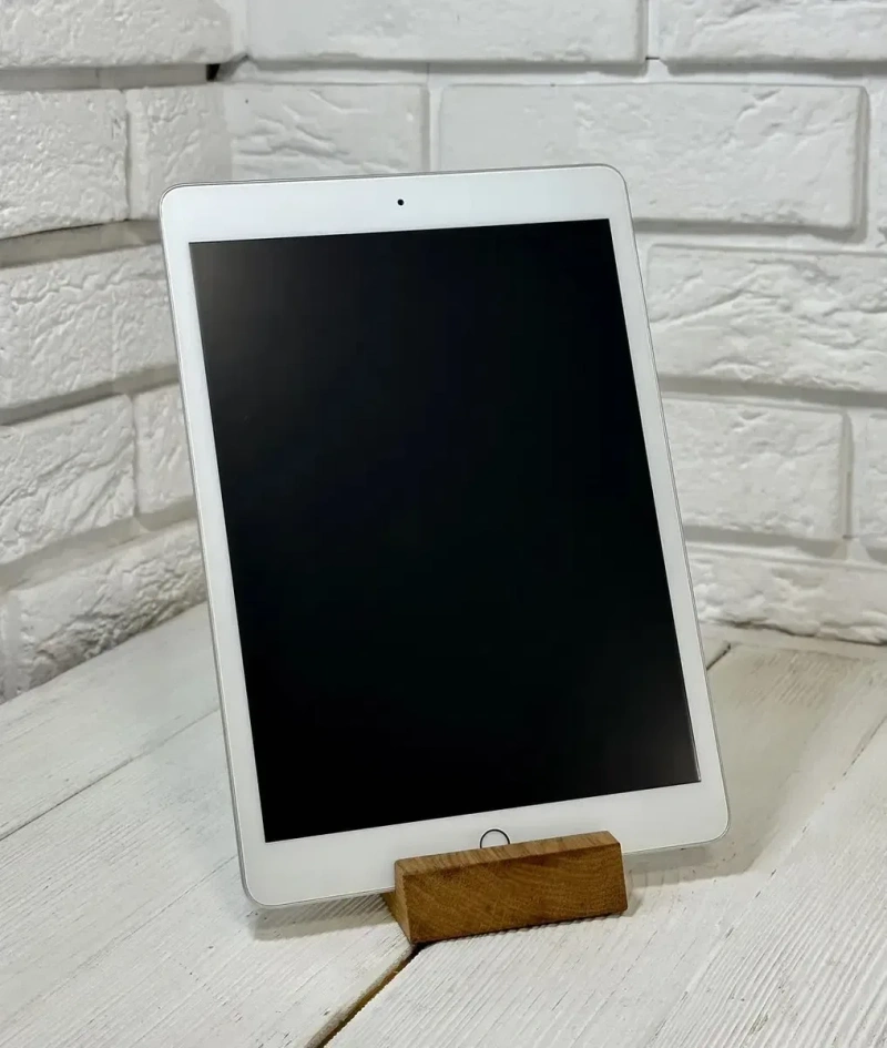 iPad 7th 128 gb 2019 10.2 Silver WIFI планшет з гарантією Без обмежень — фото 3