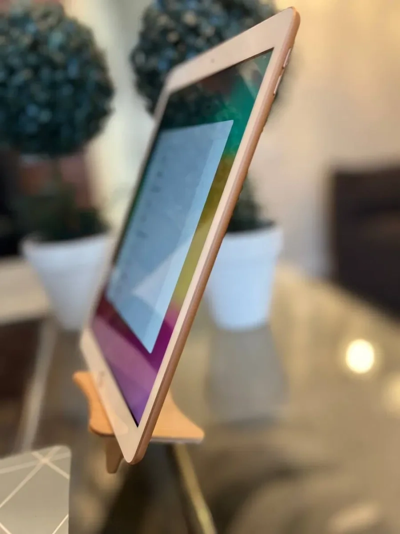 iPad 8th 128gb 10.2 2020 року Rose Gold з гарантією в чудовому стані — фото 2