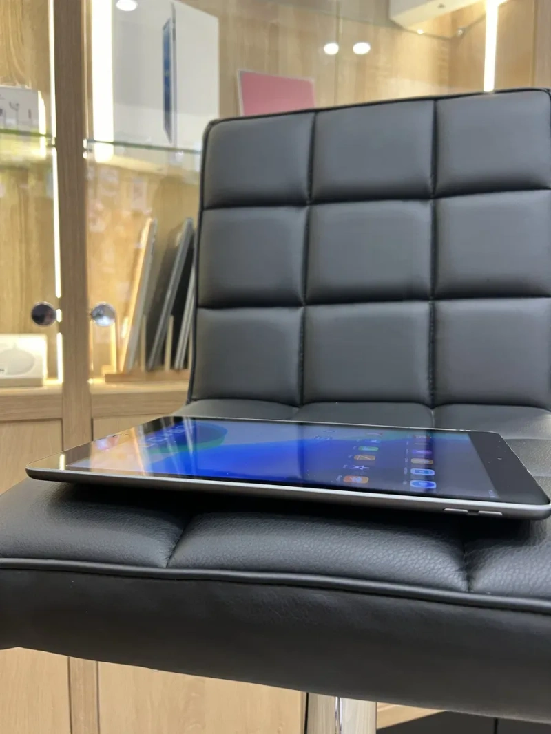 iPad 8th 32gb 2020 10.2 Space Gray з гарантією планшет для роботи — фото 4