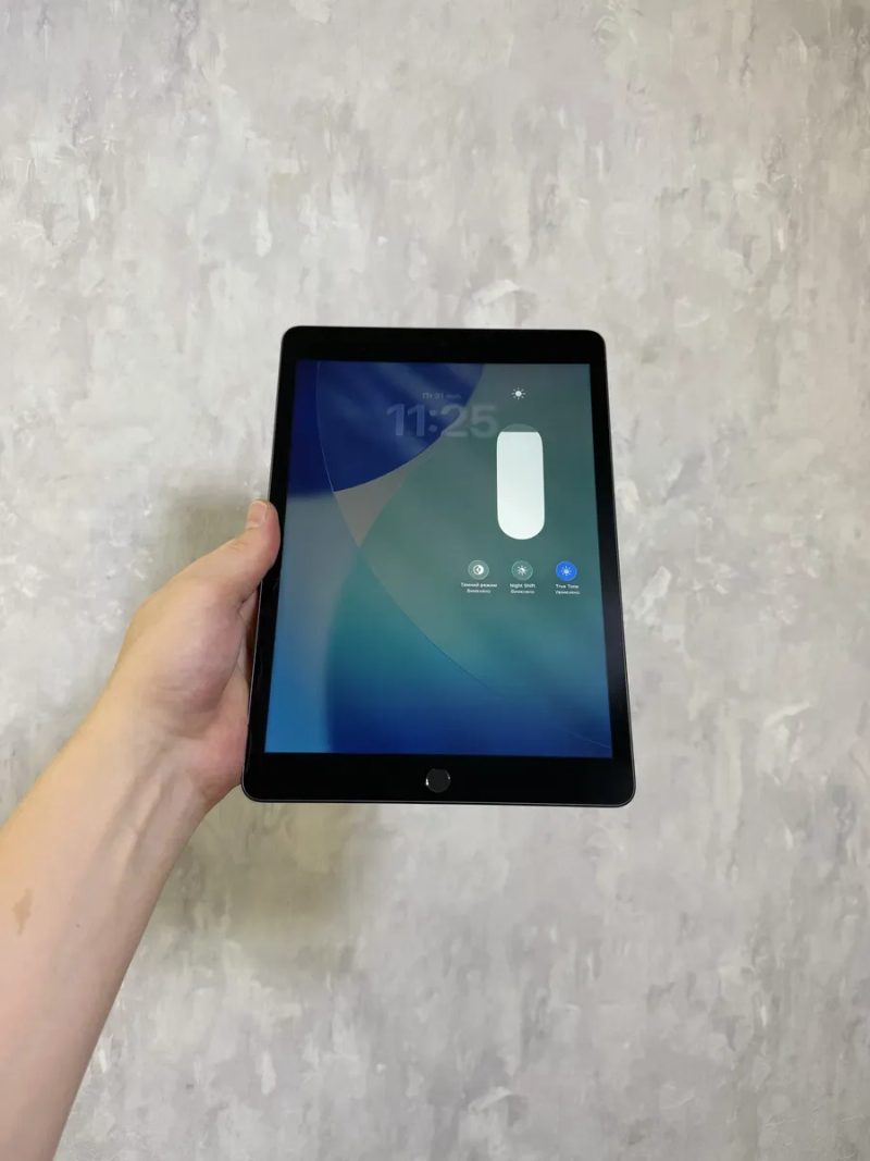 iPad 9 64 GB Wi‑Fi — батарея 100%, 28 циклів заряджання — фото 3