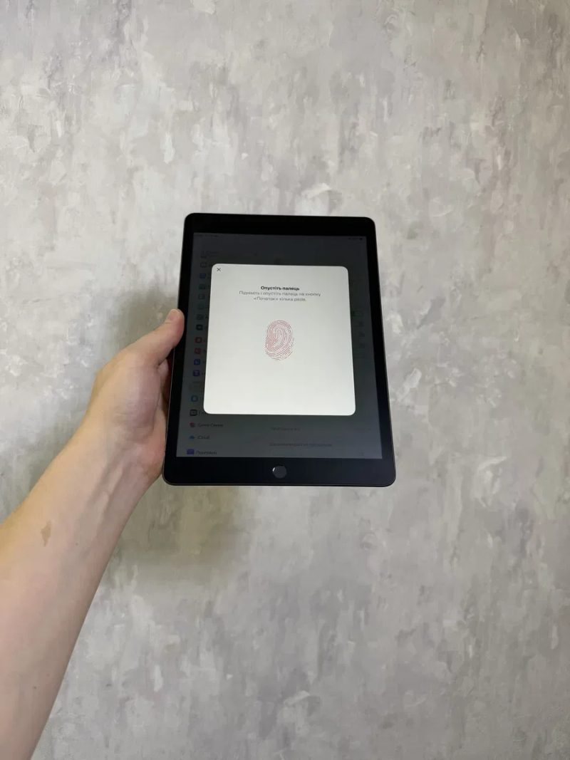 iPad 9 64 GB Wi‑Fi — батарея 100%, 28 циклів заряджання — фото 4