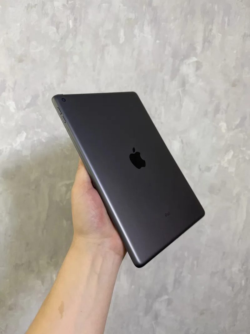 iPad 9 64 GB Wi‑Fi — батарея 100%, 28 циклів заряджання — фото 5