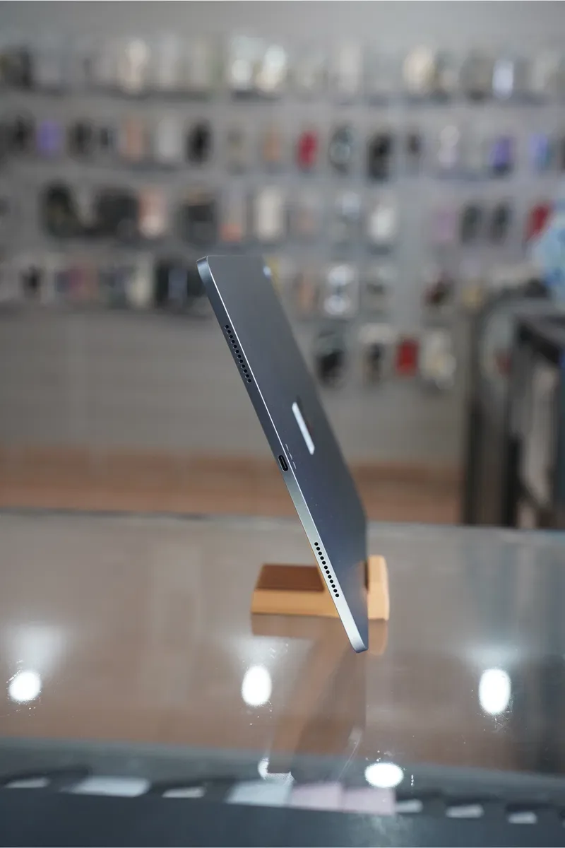 iPad Air 13” M3 128GB Space Wi-Fi Swap — фото 3