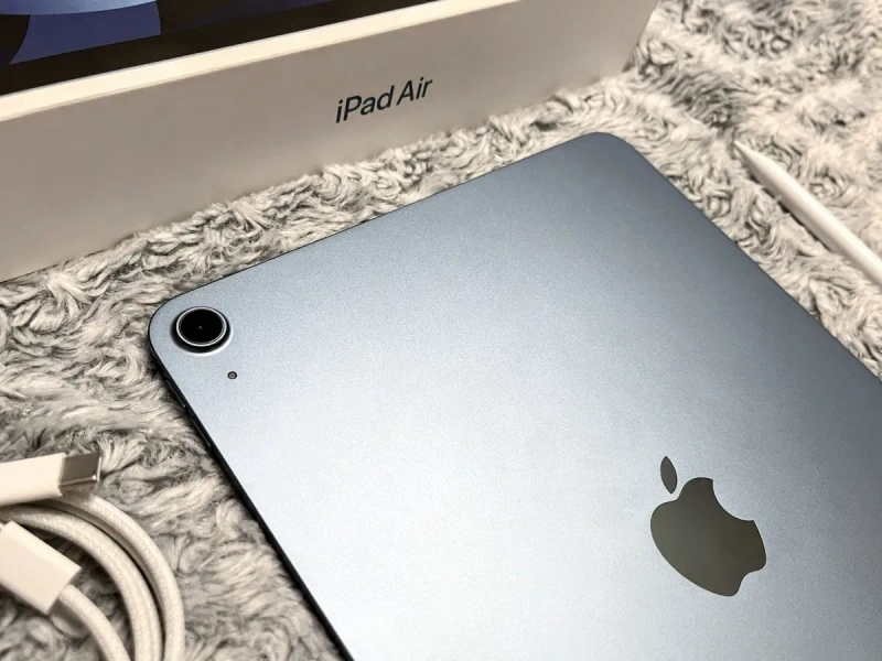IPad Air 5 (64 gb) wi-fi, М1, комплект + стекло! A2588 — фото 4
