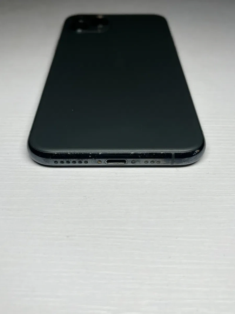 iPhone 11 Pro на 64 Гб Neverlock — фото 3
