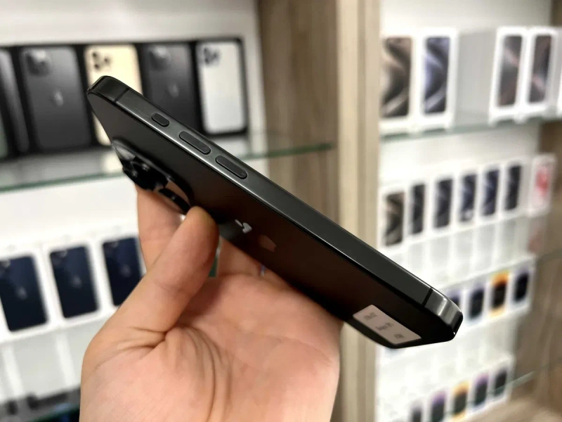 iPhone 15  Pro 512  GB Neverlock _ Гарантія _ Магазин — фото 3