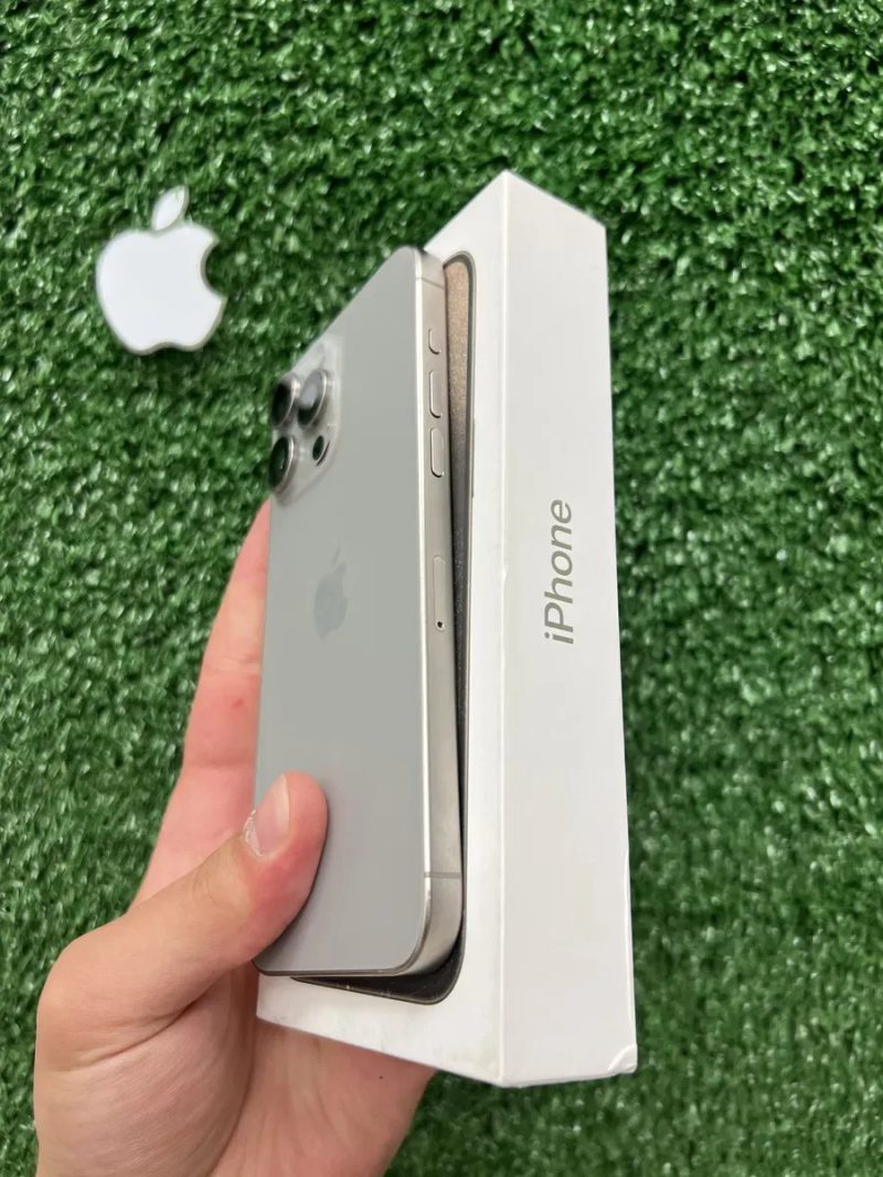 iPhone 15 Pro Max 256gb Natural T. Neverlock в Чудовому стані / АКБ 88%! — фото 3