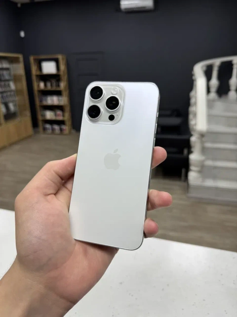 iPhone 15 Pro Max 256gb White Titanium Neverlock від Магазину!