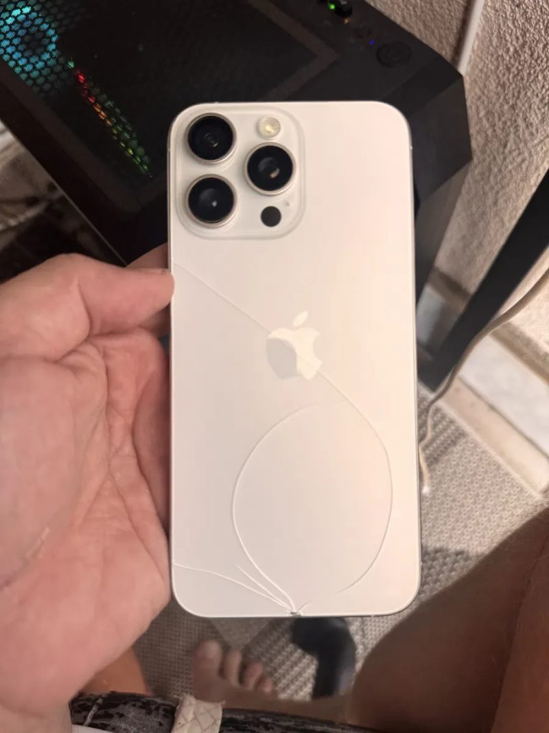 iPhone 15 PRO Max 512 Gb White Neverlock — фото 3