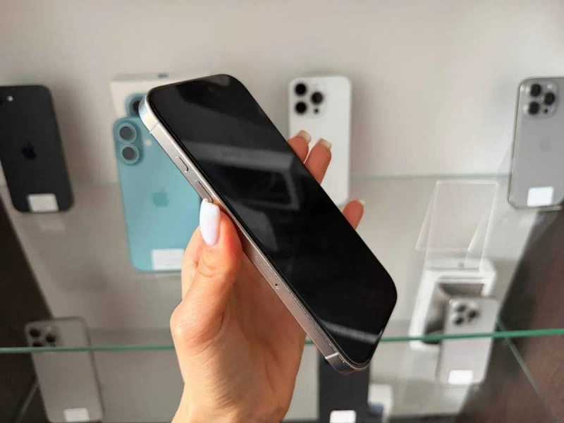 iPhone 16 Pro 128 Gb Neverlock / Магазин + Гарантія — фото 4