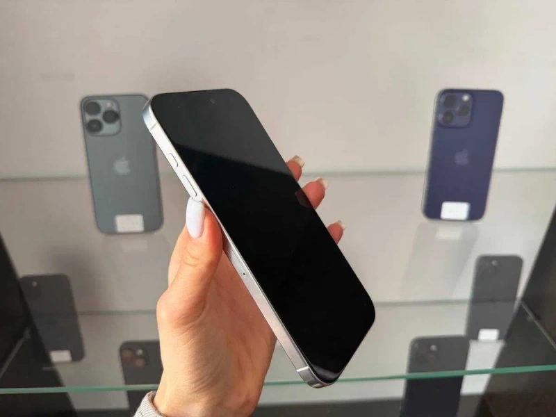 iPhone 16 Pro Max 256 Gb Neverlock (фіз карта) / Магазин + Гарантія — фото 4