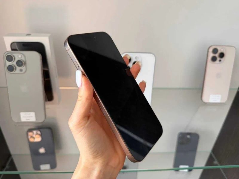 iPhone 16 Pro Max 256 Gb Neverlock (фіз карта) / Магазин + Гарантія — фото 4