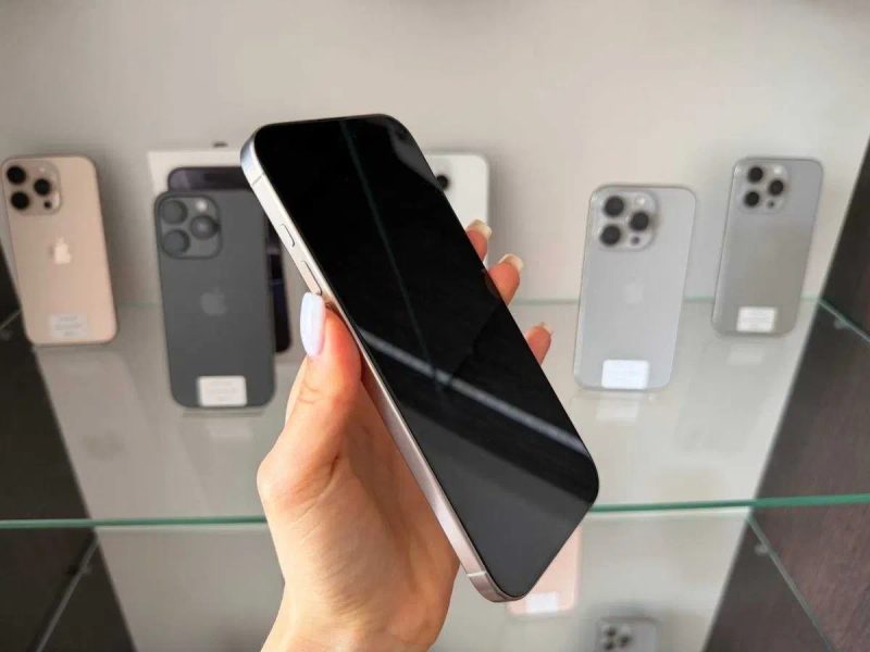 iPhone 16 Pro Max 256 Gb Neverlock / Магазин + Гарантія — фото 4