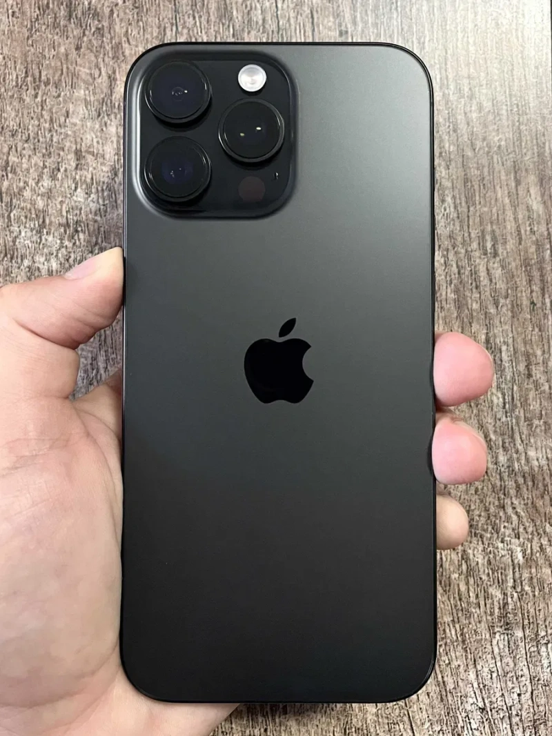 iPhone 16 Pro Max 256GB Black Titanium Neverlock идеальное состояние 100% АКБ! — фото 4