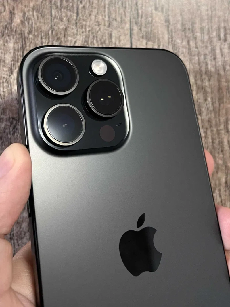 iPhone 16 Pro Max 256GB Black Titanium Neverlock идеальное состояние 100% АКБ! — фото 5