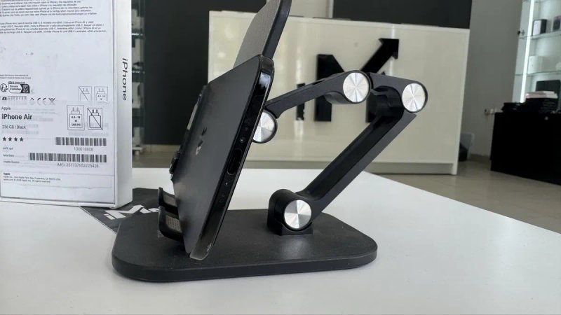iPhone 17 Air 256Gb Black 100% 89 циклів Неверлок 865$ — фото 5