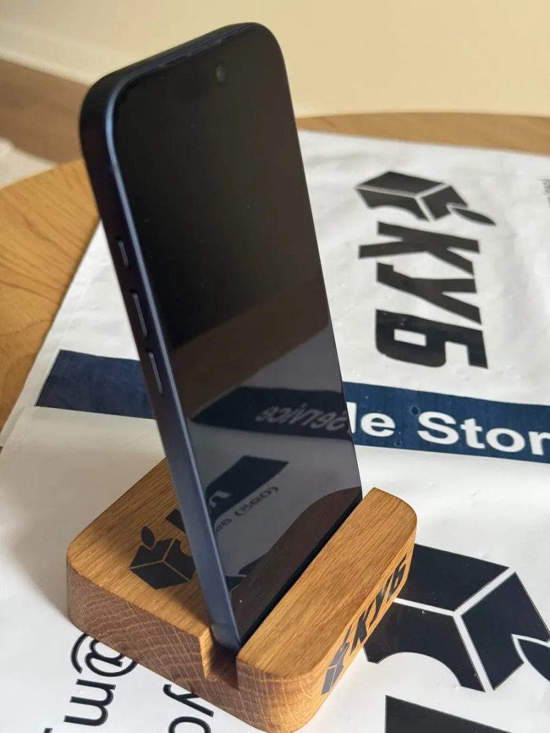 iPhone 17 Pro 256GB DeepBlue Neverlock (стан нового телефону) — фото 2