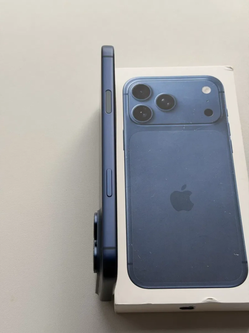 Iphone 17 Pro Max 256 Blue New — фото 3