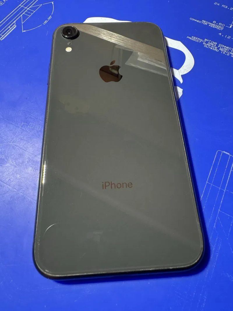 iPhone XR 64 ГБ — Black стан ідеал — фото 4
