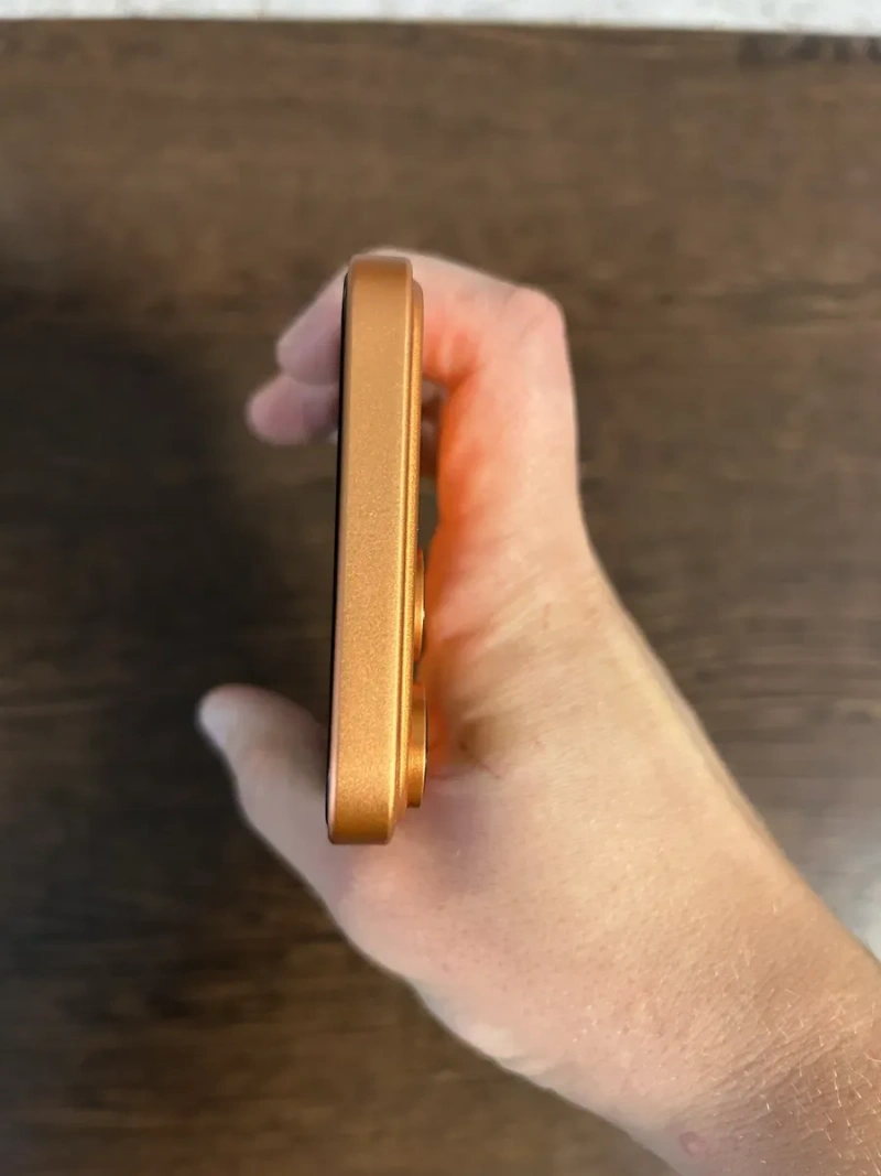 iphone Xr в корпусі 17 pro — фото 3