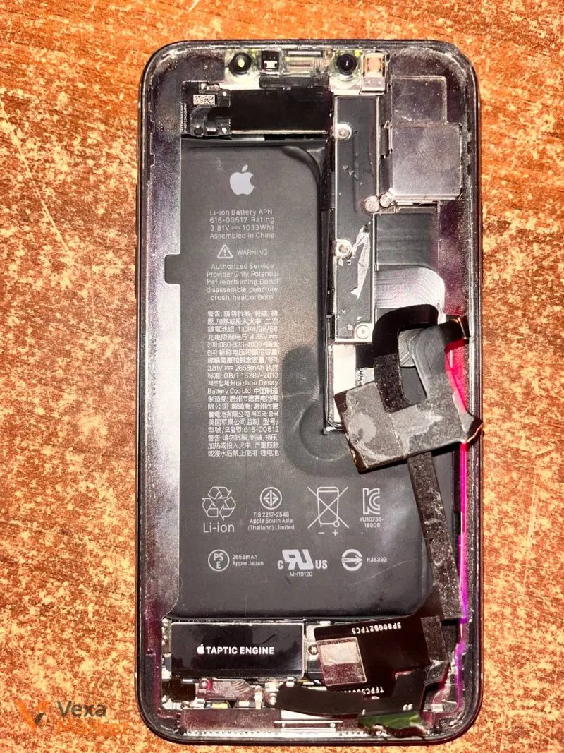 iPhone XS 64GB на запчастини або під ремонт — фото 2