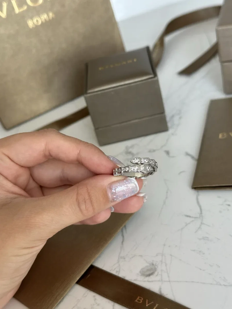 Каблучка Bvlgari біле золото позолота 18к serpenti повний комплект , кільце булгарі, кольцо булгари, 750 проба, 16,5-17 розмір, 6,5, 7 размер — фото 5