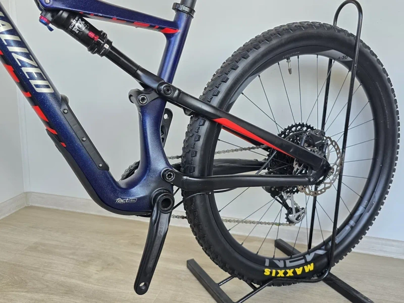 Карбоновий трейл двухпідвіс Specialized Camber FSR — фото 6