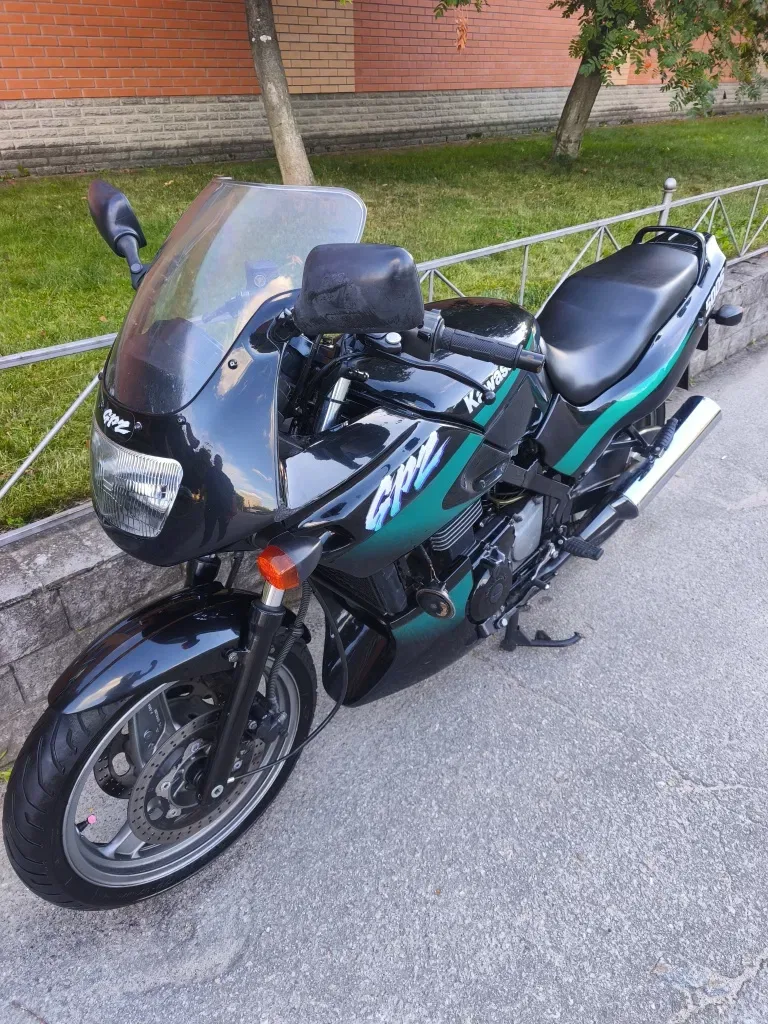Kawasaki GPZ 500S Кавасаки — фото 3