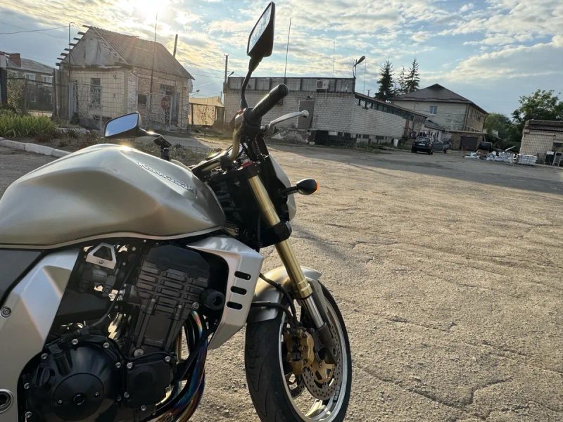 Kawasaki Z 1000, 2005 рік на інжекторі — фото 3