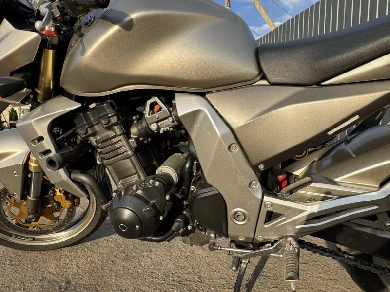 Kawasaki Z 1000, 2005 рік на інжекторі — фото 7