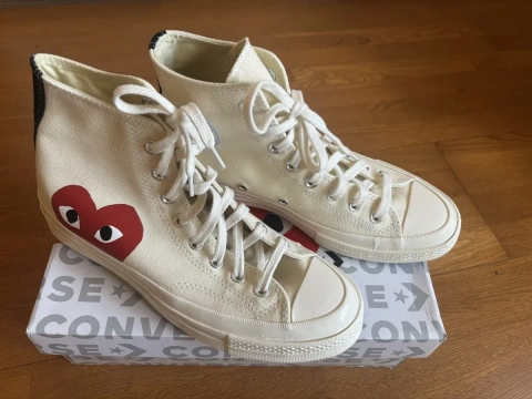Кеди Converse x Comme Des Garcons PLAY Жіночі 41.5 Розмір