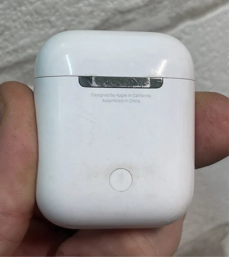 Кейс, левый, правый наушник Apple AirPods 1 2 3 4 Pro Pro 2 б/у — фото 3
