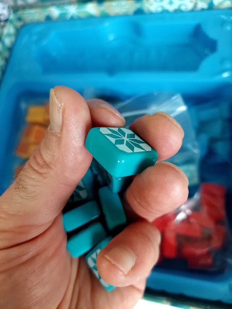 ХіТ! Азул (Azul) краще ніж Catan, Саграда, Санторіні, Печворк — фото 5