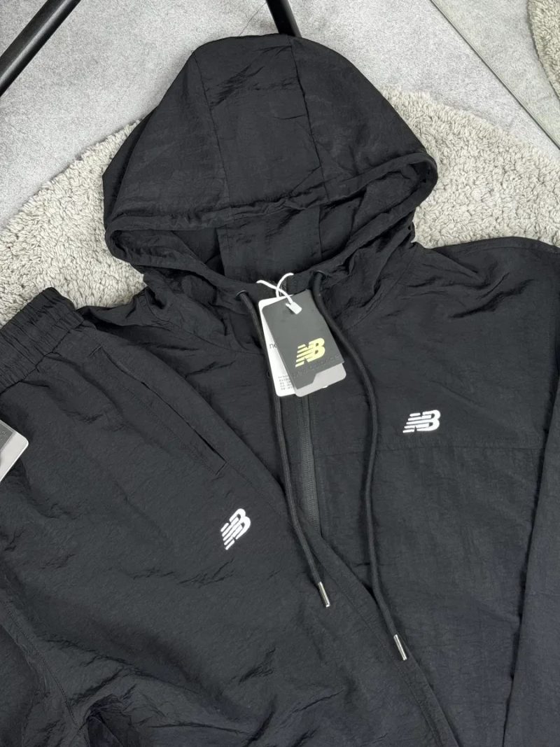 ХІТ СЕЗОНУ‼️Легкий нейлоновий костюм з вітровкою New Balance — фото 2