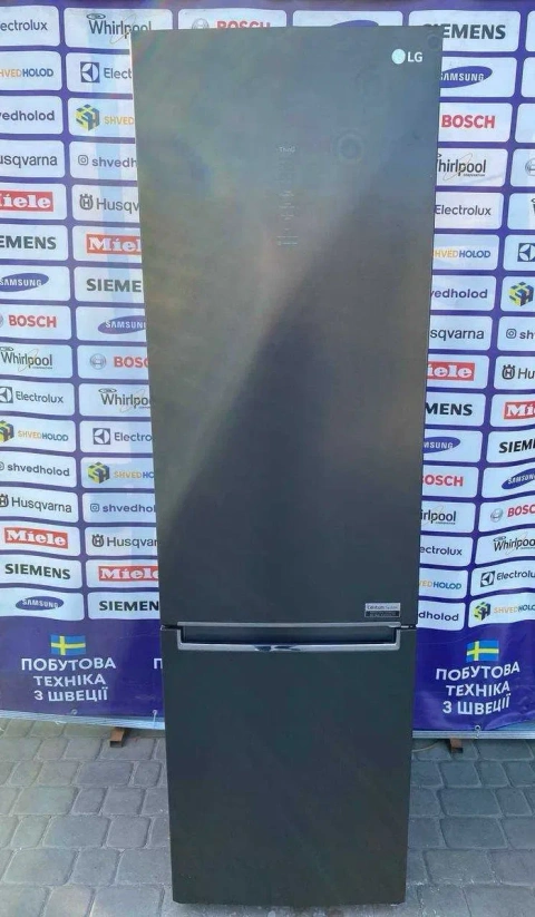 Холодильник б/в преміального класу LG 200/60/60 Графіт No Frost #08408
