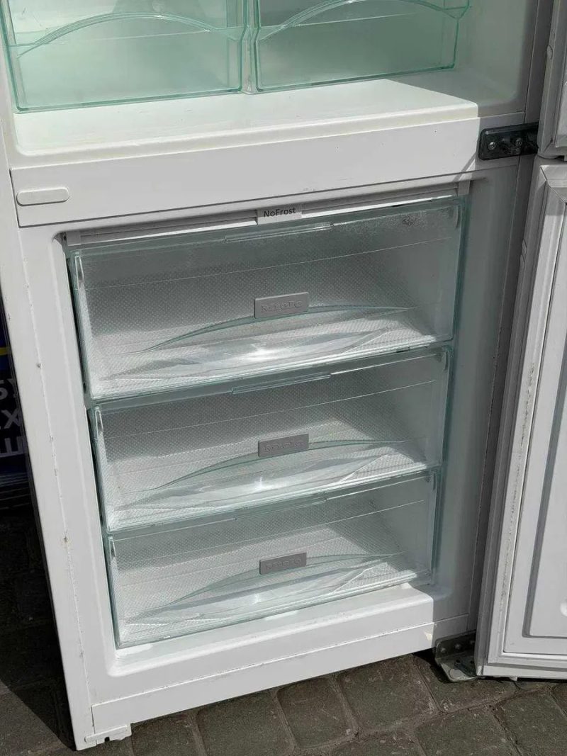 Холодильник б/в з Європи Miele No Frost 369л  обслужений #07460 — фото 8