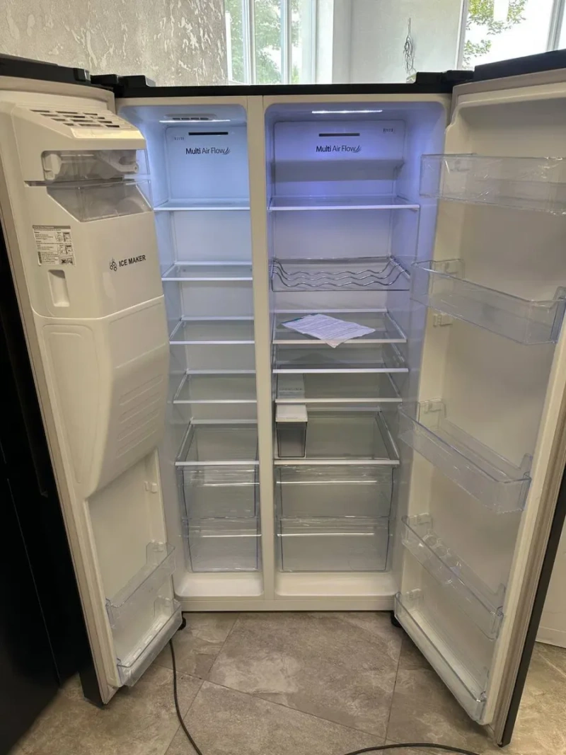 Холодильник двохдверний SideBySide Hisense Gorenje 2025 — фото 2
