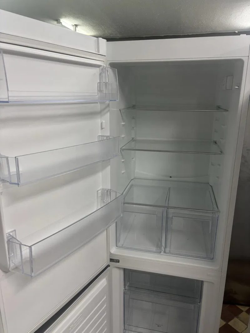 Холодильник Electrolux KNT3F34W1 із Німеччини б/у — фото 6