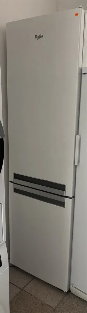 Холодильник з Європи Samsung RB38C676ES9 — фото 3