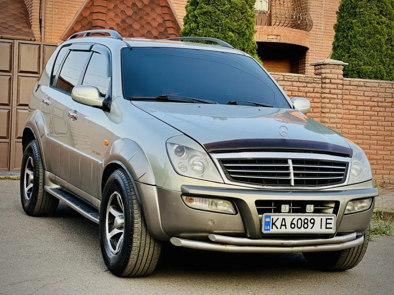 Хозяйский Ssang Yong Rexton 3.2, АКПП с ГБО-4 — фото 4