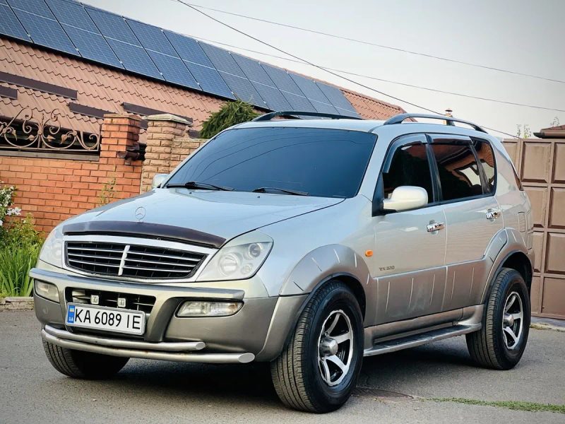 Хозяйский Ssang Yong Rexton 3.2, АКПП с ГБО-4 — фото 7
