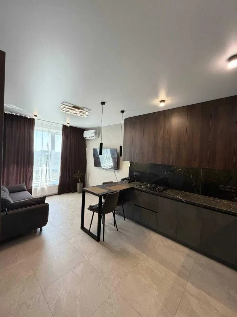 2-кімнатна з ремонтом у центрі Ірпеня! 61 м², газ, тепла підлога — фото 3
